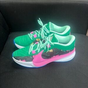 Nike Zoom Freak 5 Flowers